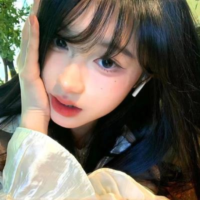 深蓝色的夜晚